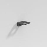 Bottle Hanger X1 - Sæbeholder - Charcoal Black - aloop design studio