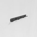 Hanger X4 - Knagerække - Charcoal Black - aloop design studio