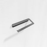 Paper Towel Holder X - Køkkenrulleholder - Charcoal Black - Venstre - aloop design studio