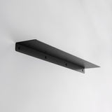 Shelf X - Væghylde - Charcoal Black - 595 x 150 mm - aloop design studio